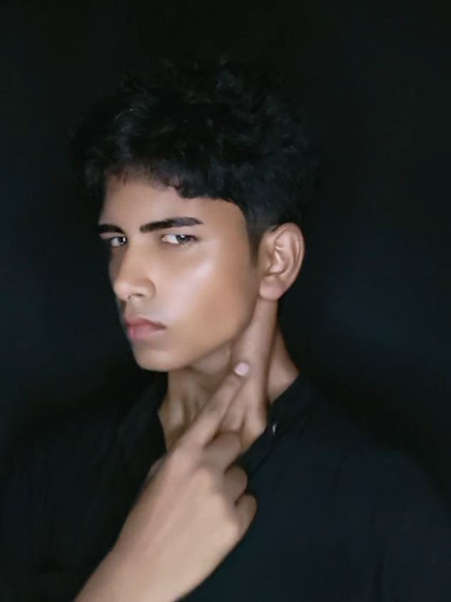 @๐ค,MAX