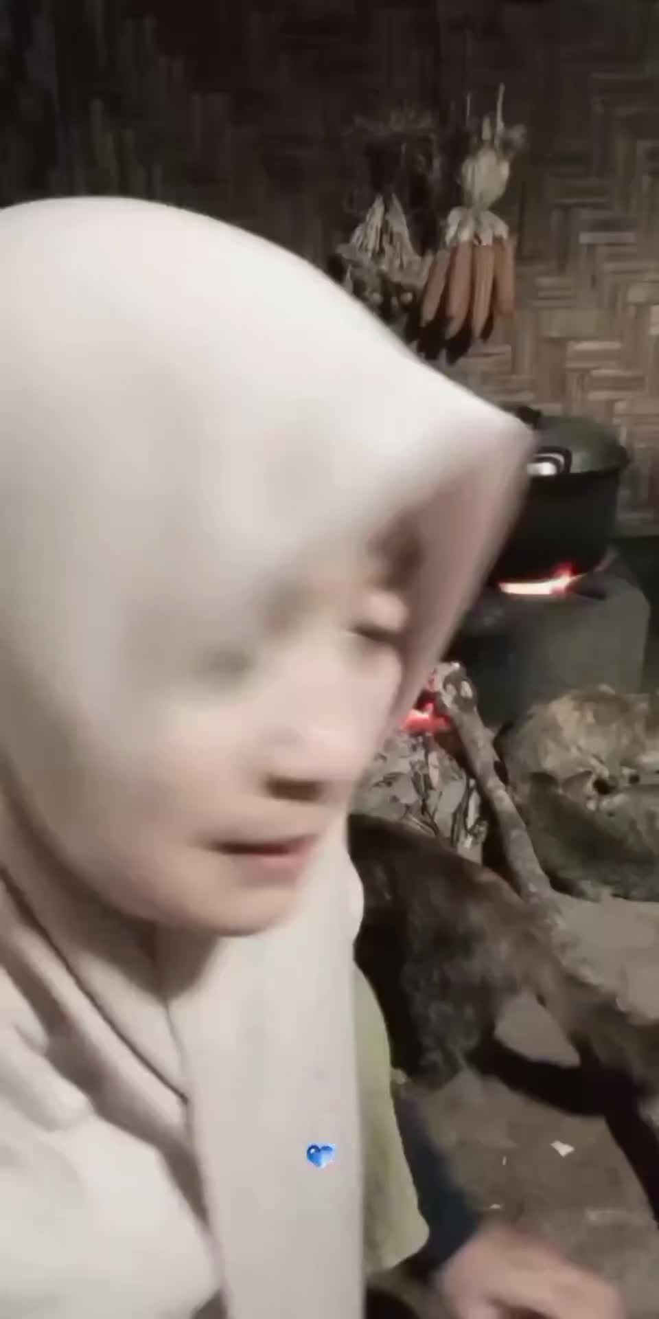 @Putri Amanda