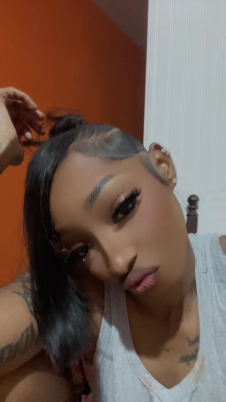 @Laaboss