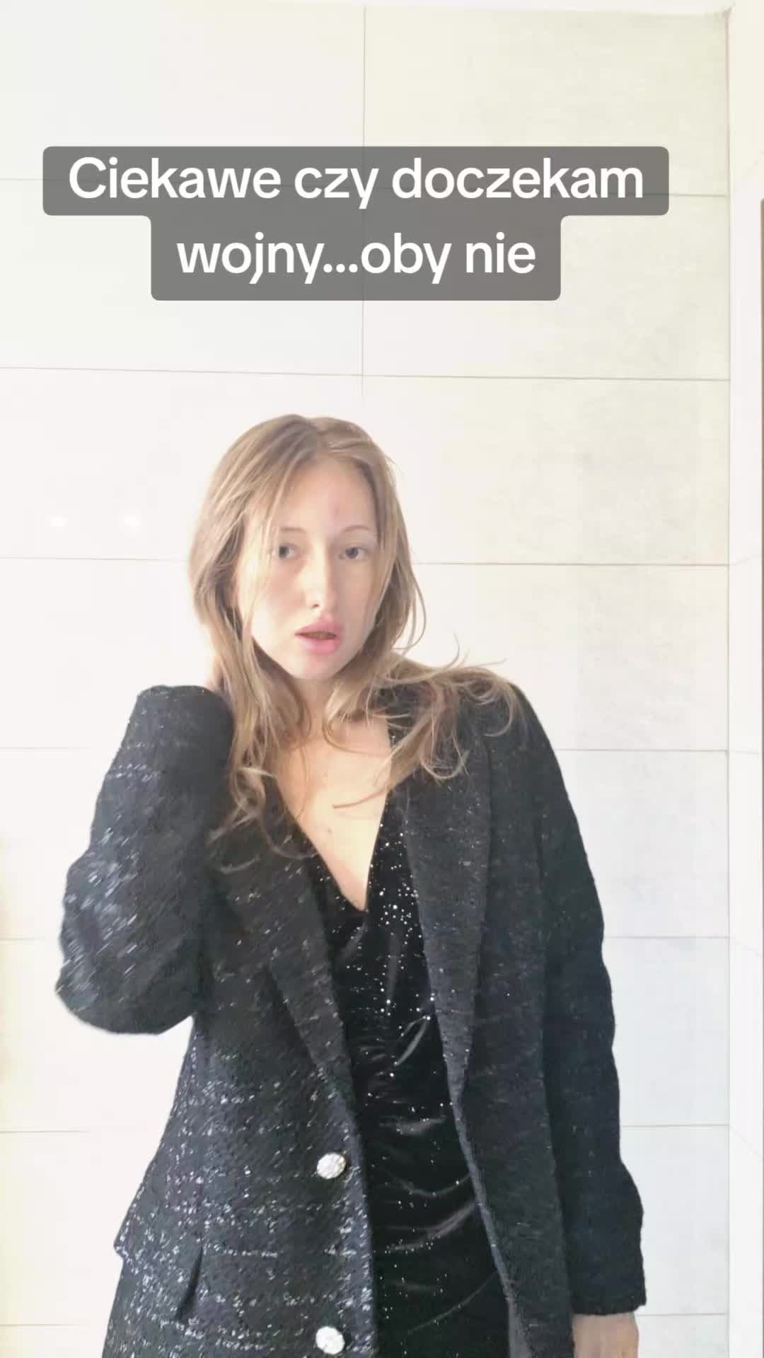 @amelianital