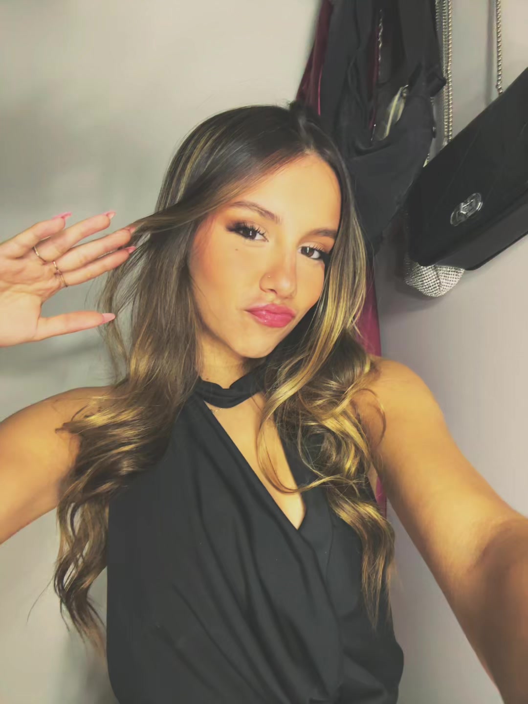 @belladornelesss