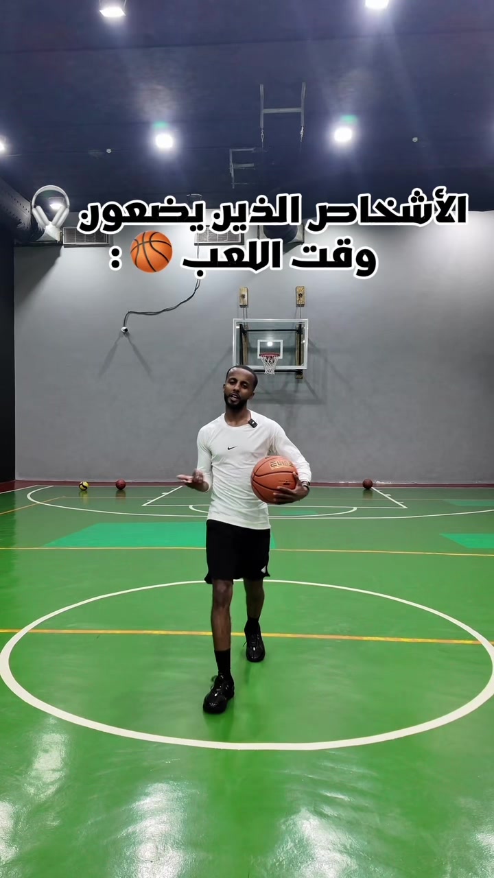 @Zach / زاك