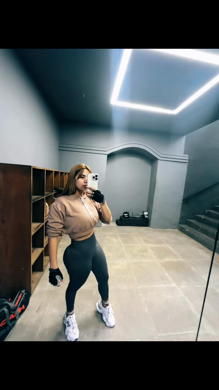 @Mons Figueredo ♍️