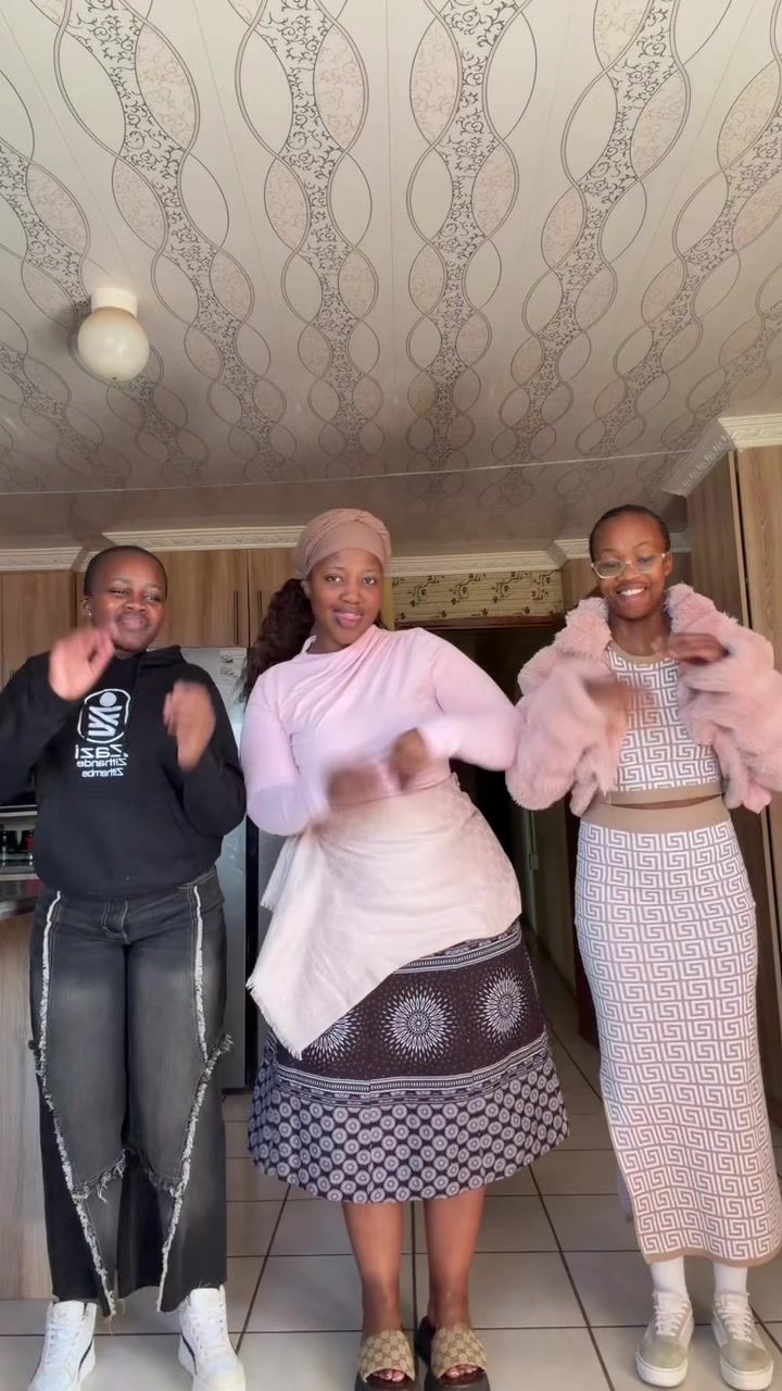 @Amiila Siletile