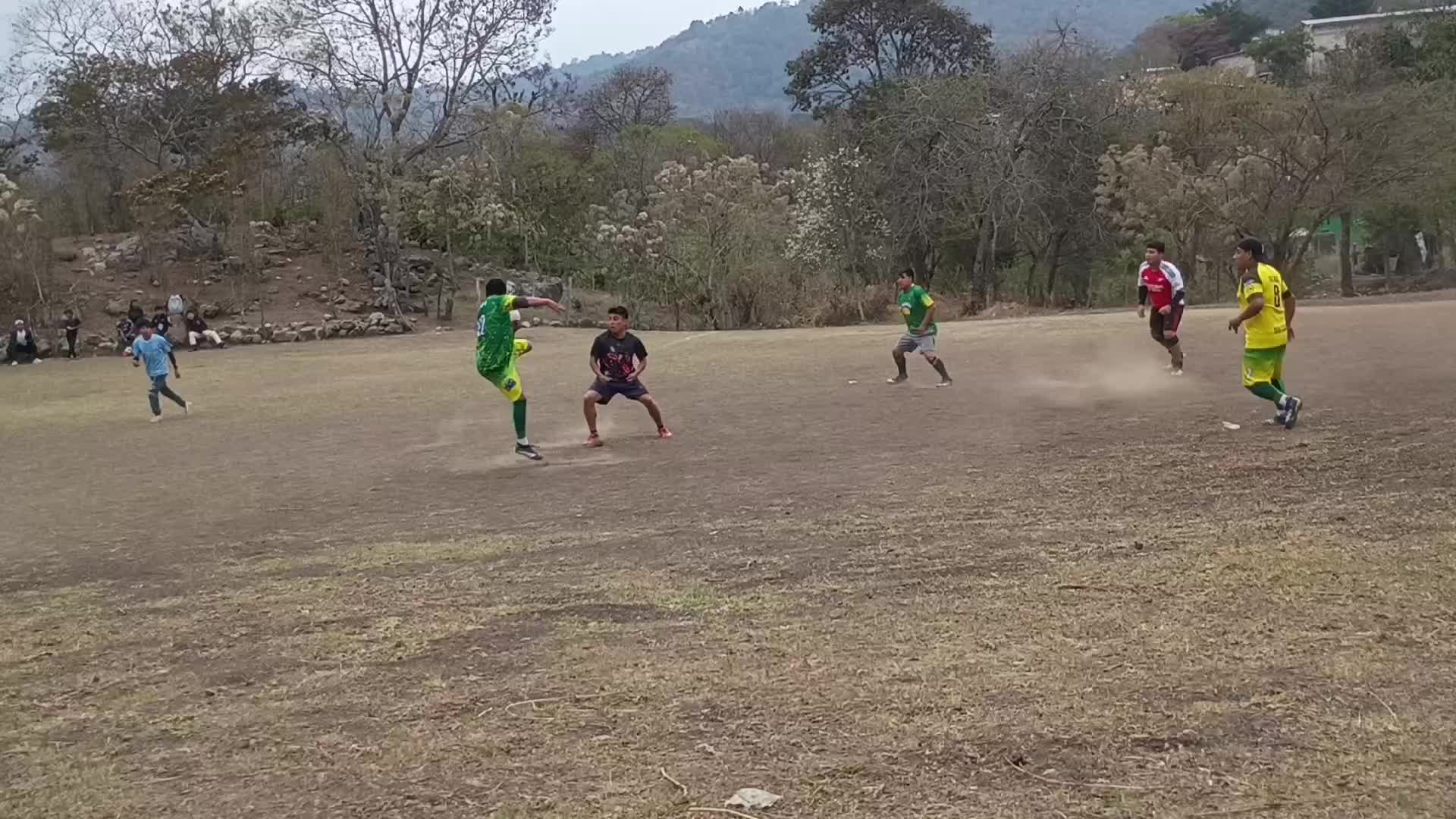 @෴❤️෴ 🥇𝐀𝐥𝐚𝐧 𝐕𝐳𝐪⚽ ෴❤️෴.