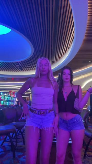@Arabella Rose🦂
