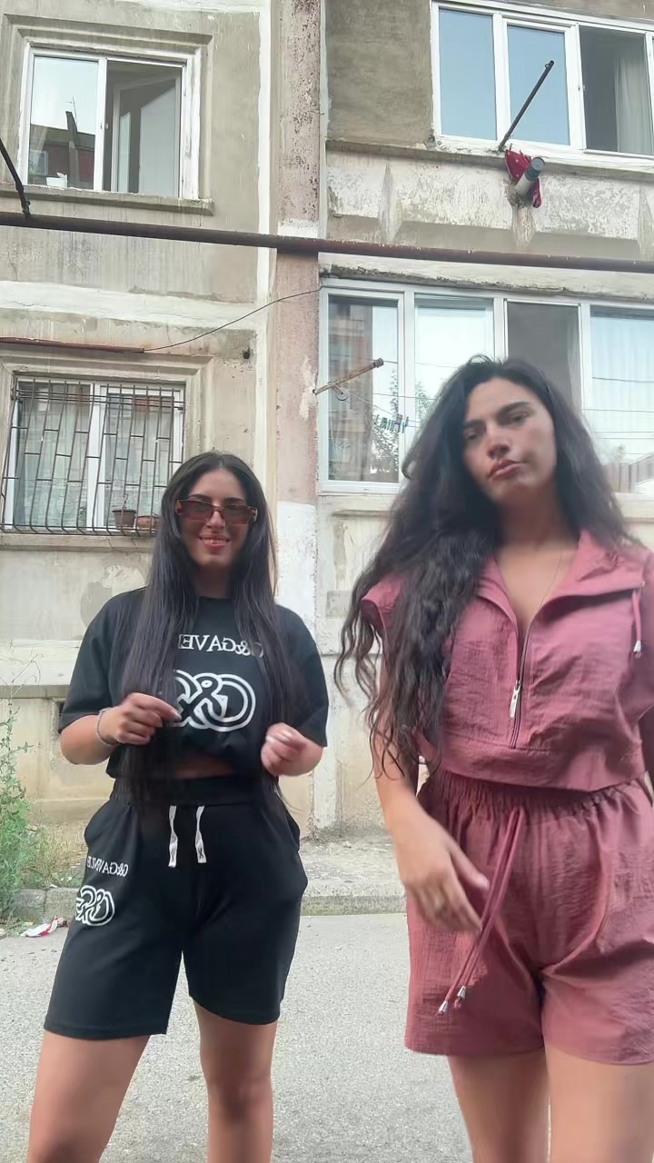 @Ninii Modebadze 🧿