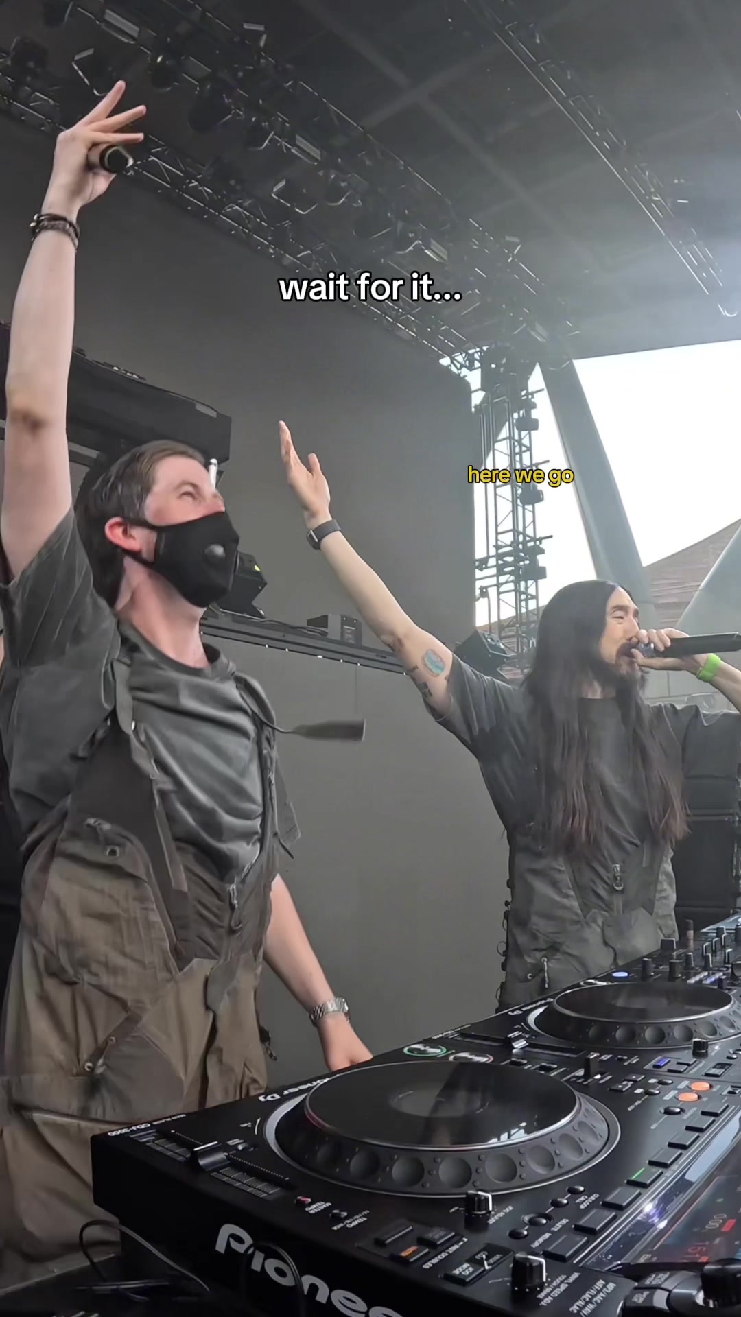@Steve Aoki