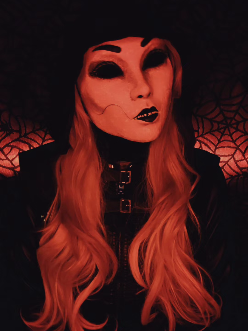 @Bloody Mess Cosplay