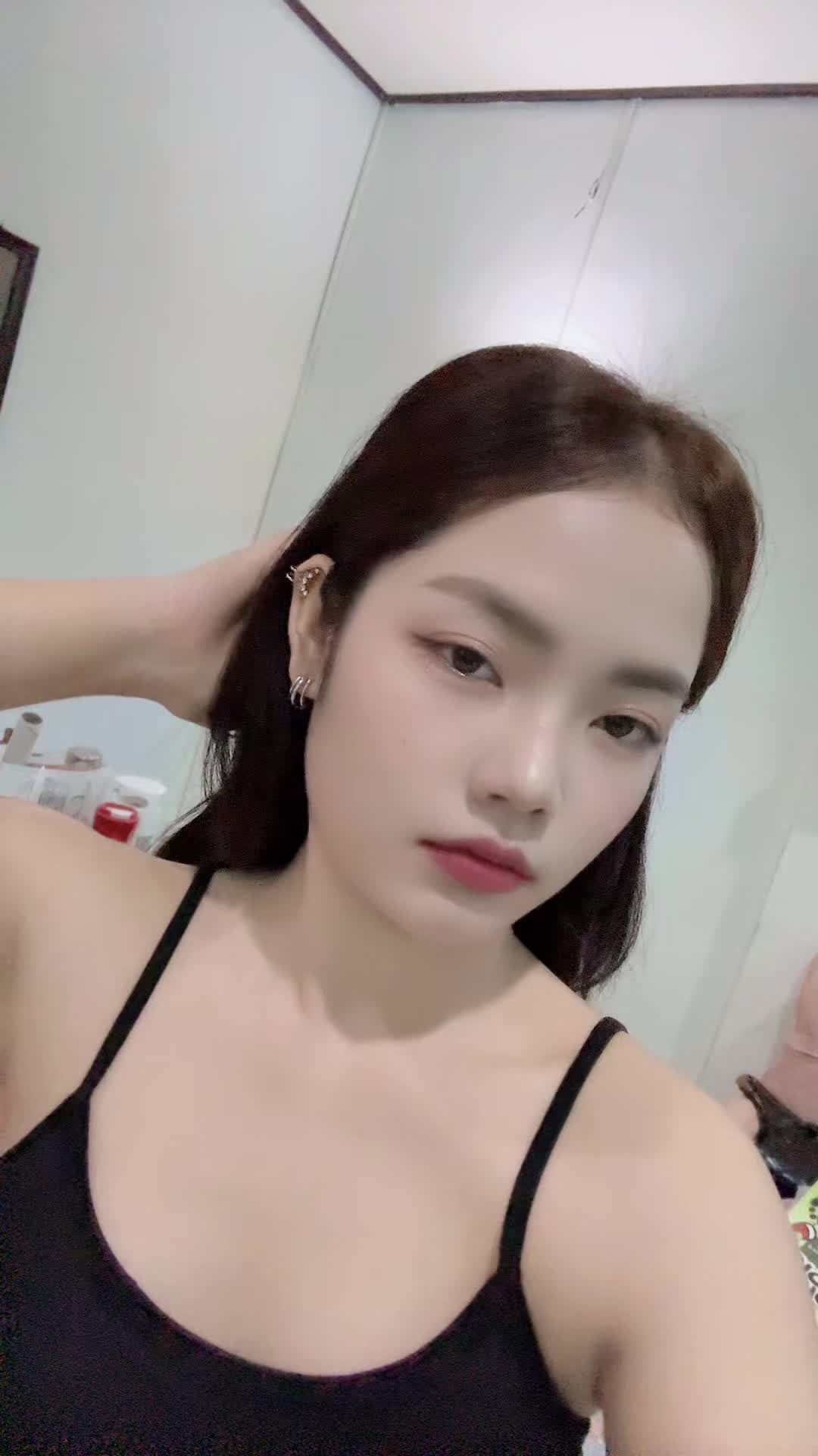 @L.🦋♡