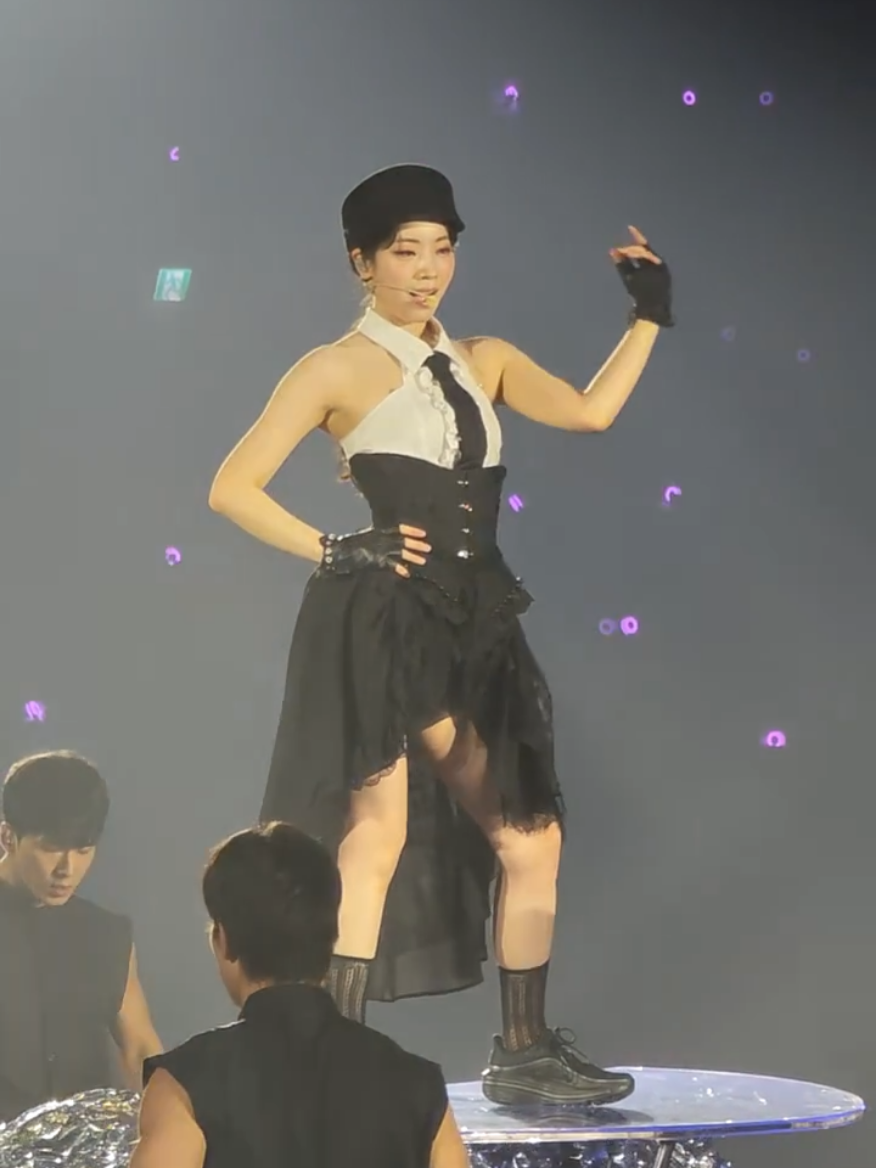 @THIS IS FOR WORLD TOUR