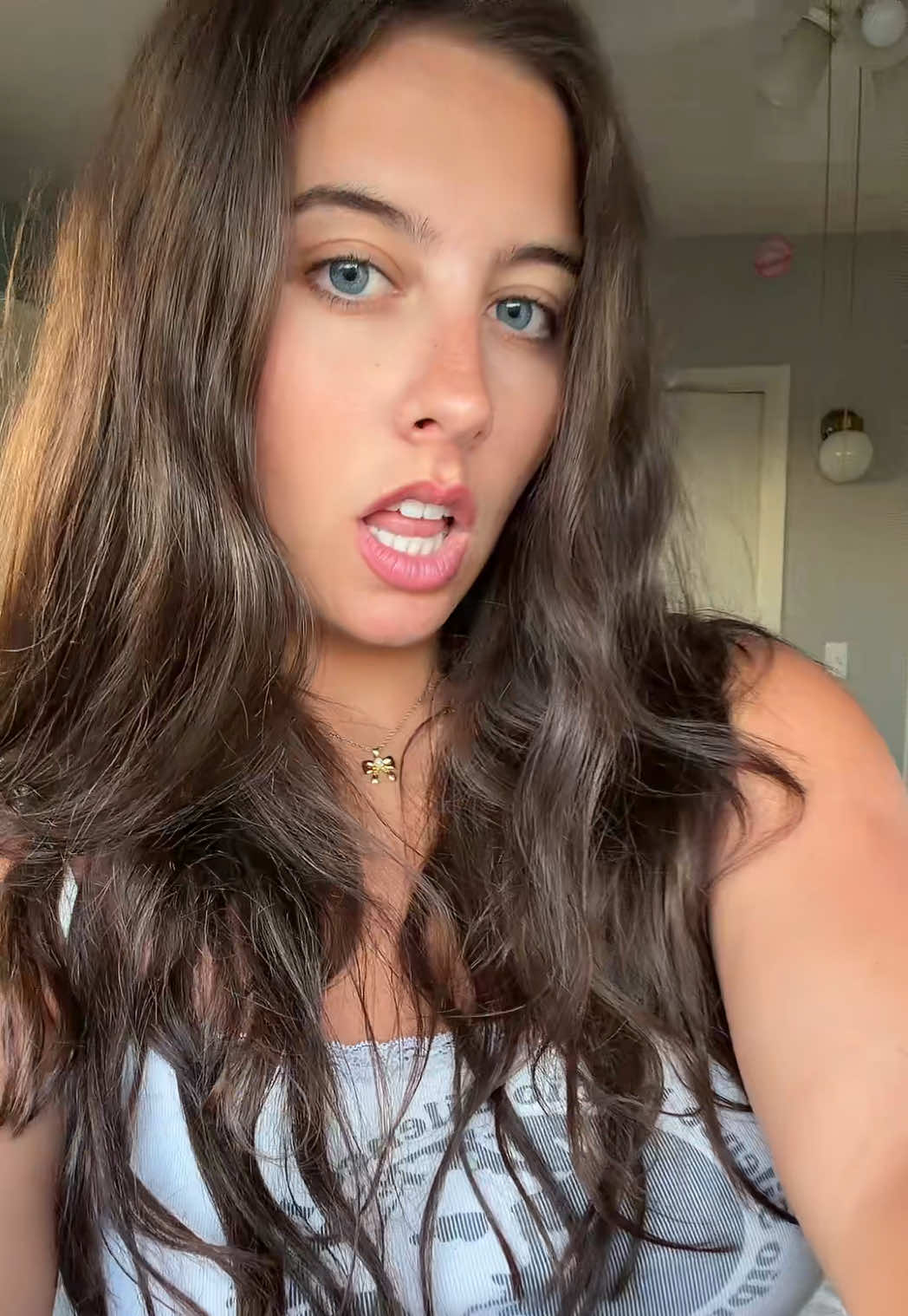 @arielloveskittens