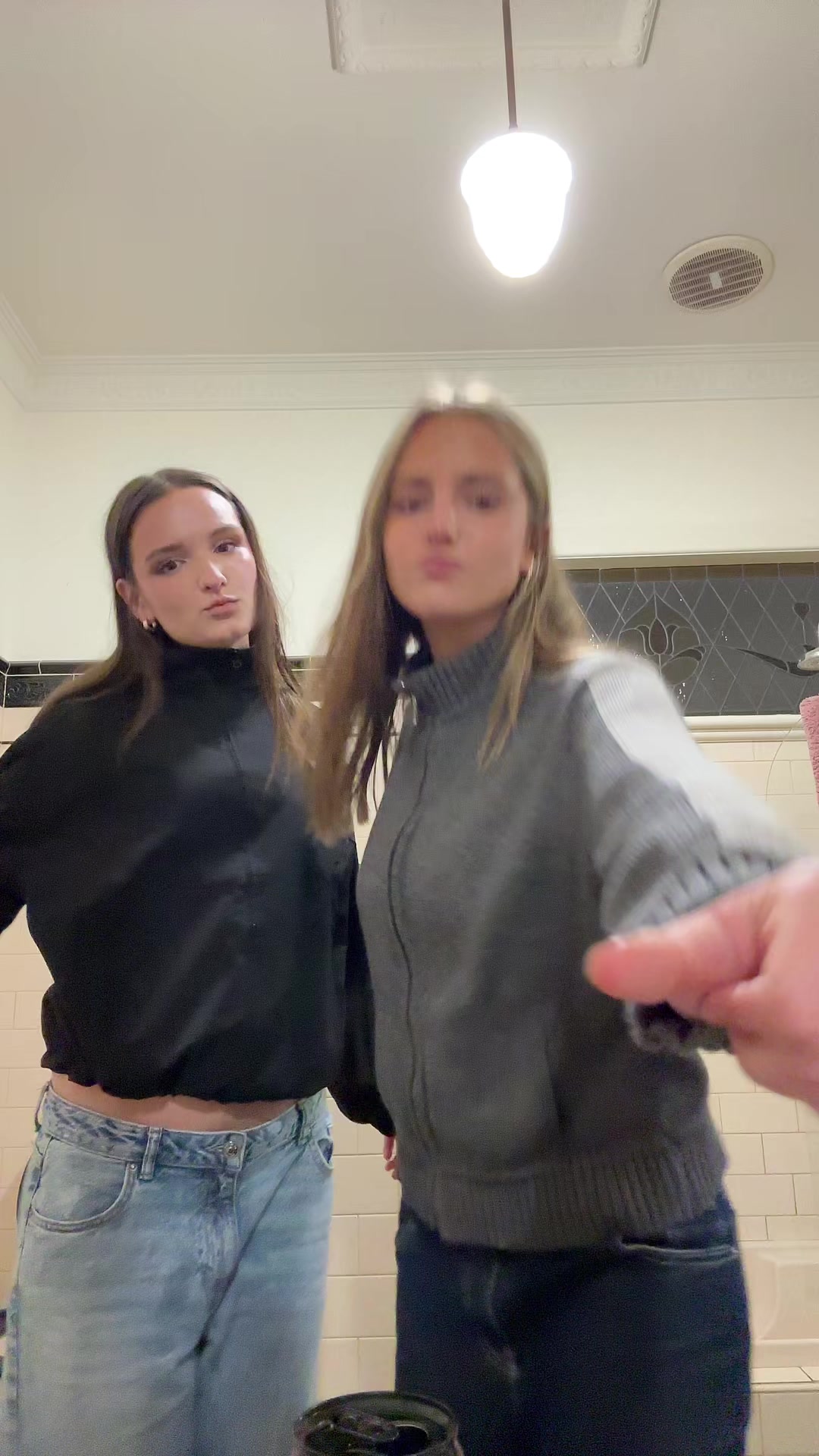 @miraaaa