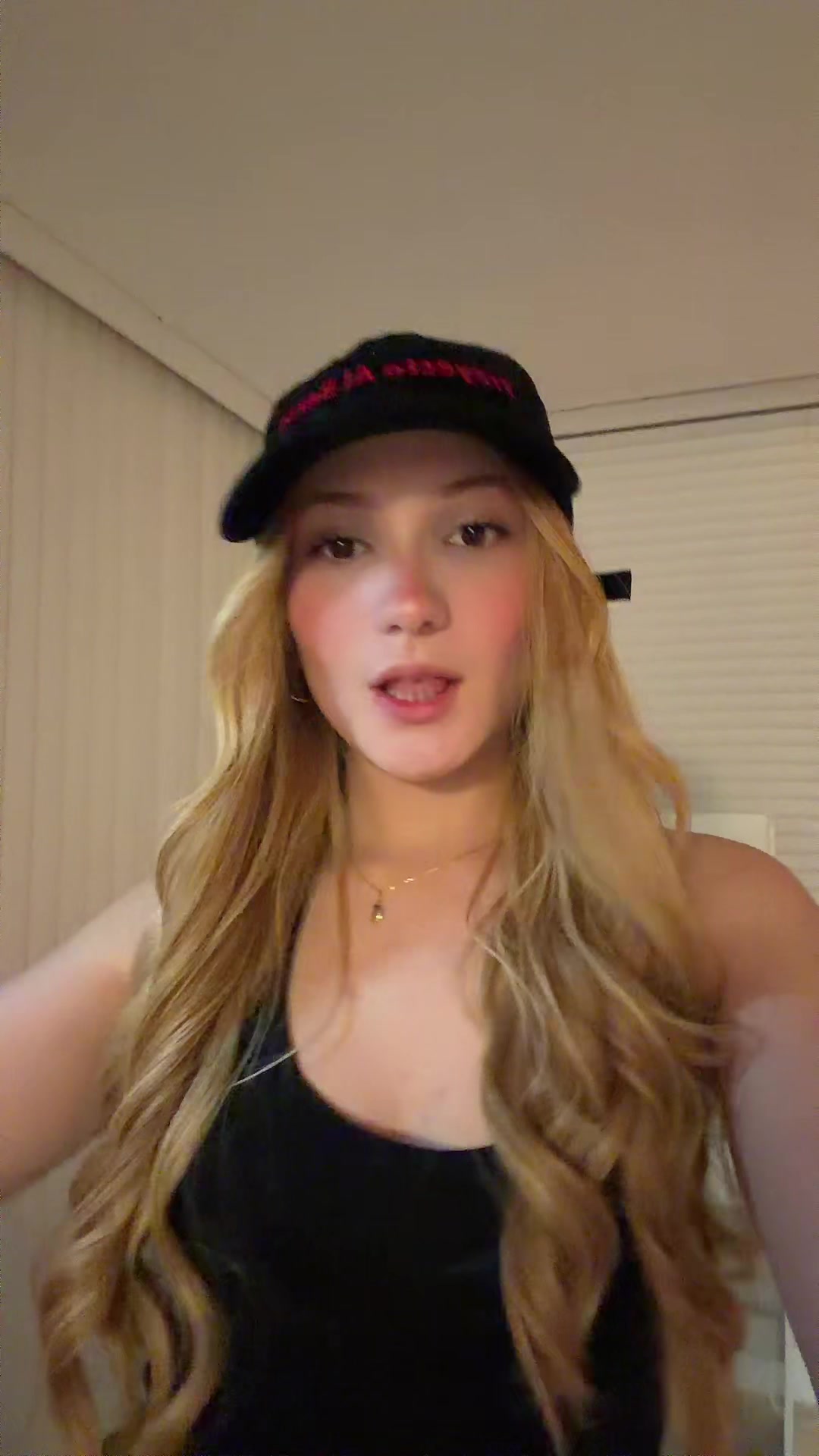 @Baby Gómez