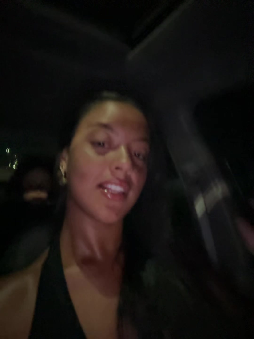 @thayna