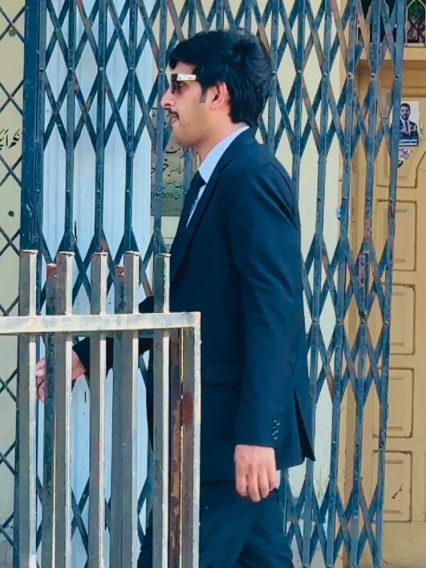 @adv_waqar_khan