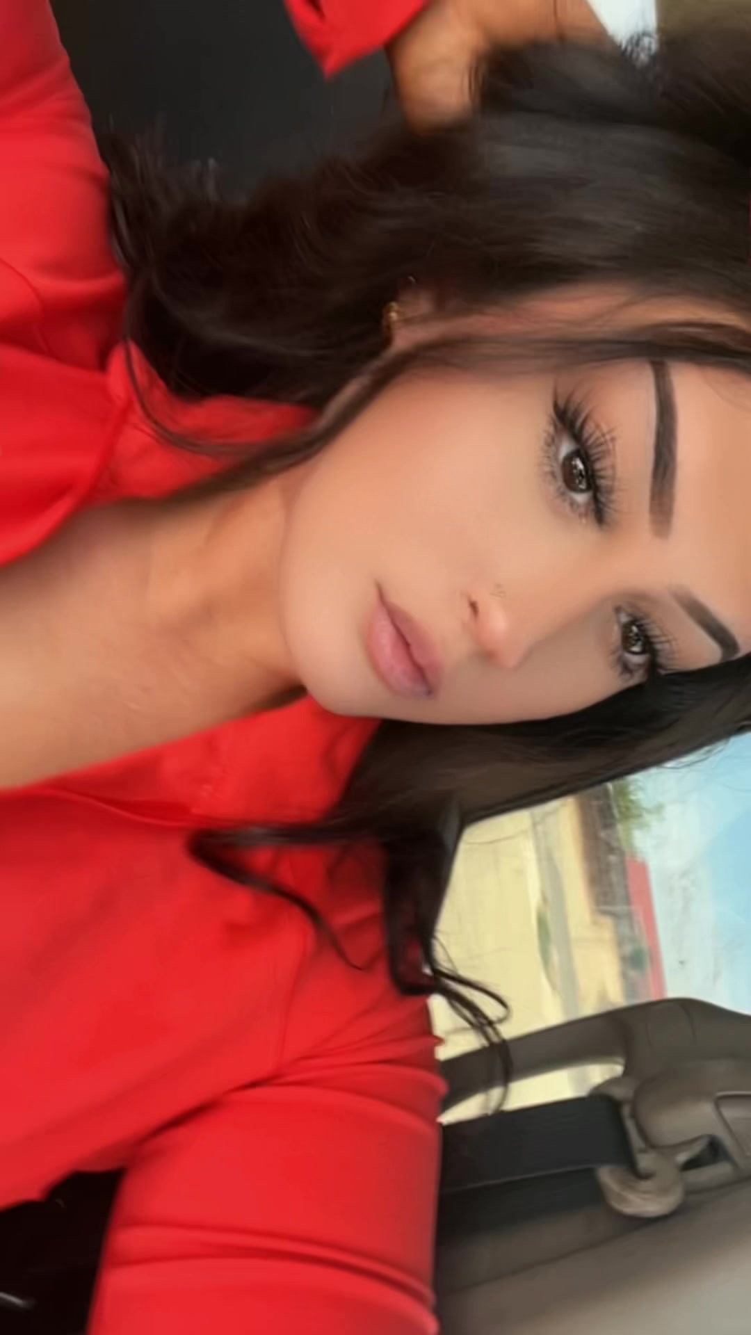 @K.