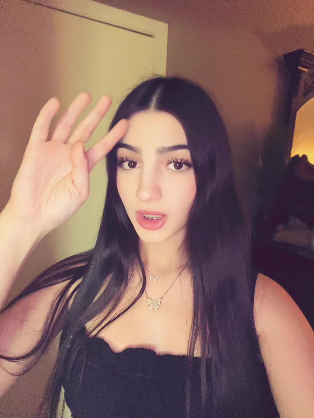 @ნიკოლი