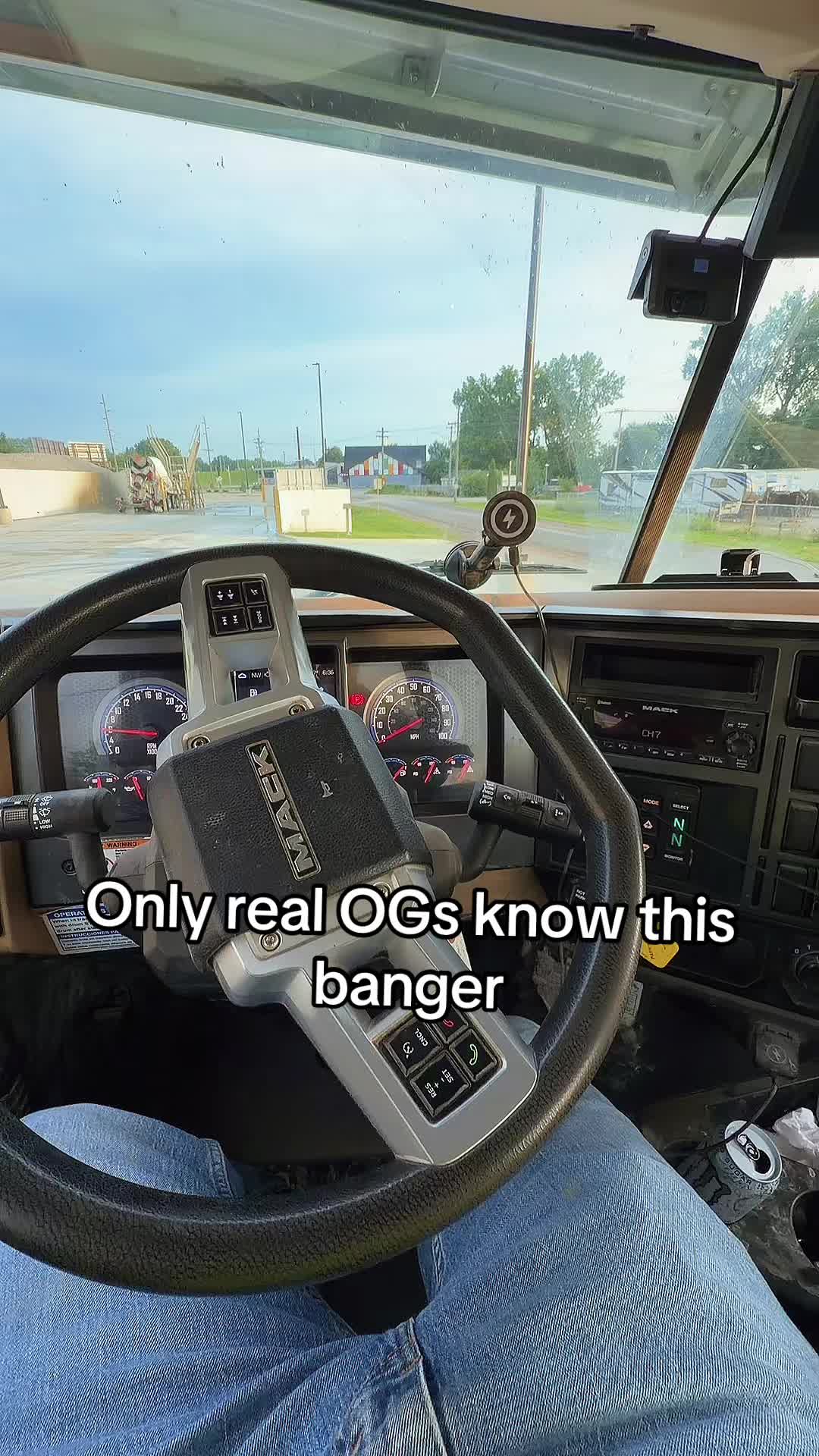@𝓓𝓪𝓷𝓷𝔂 𝓜𝓸𝓻𝓮𝓷𝓸