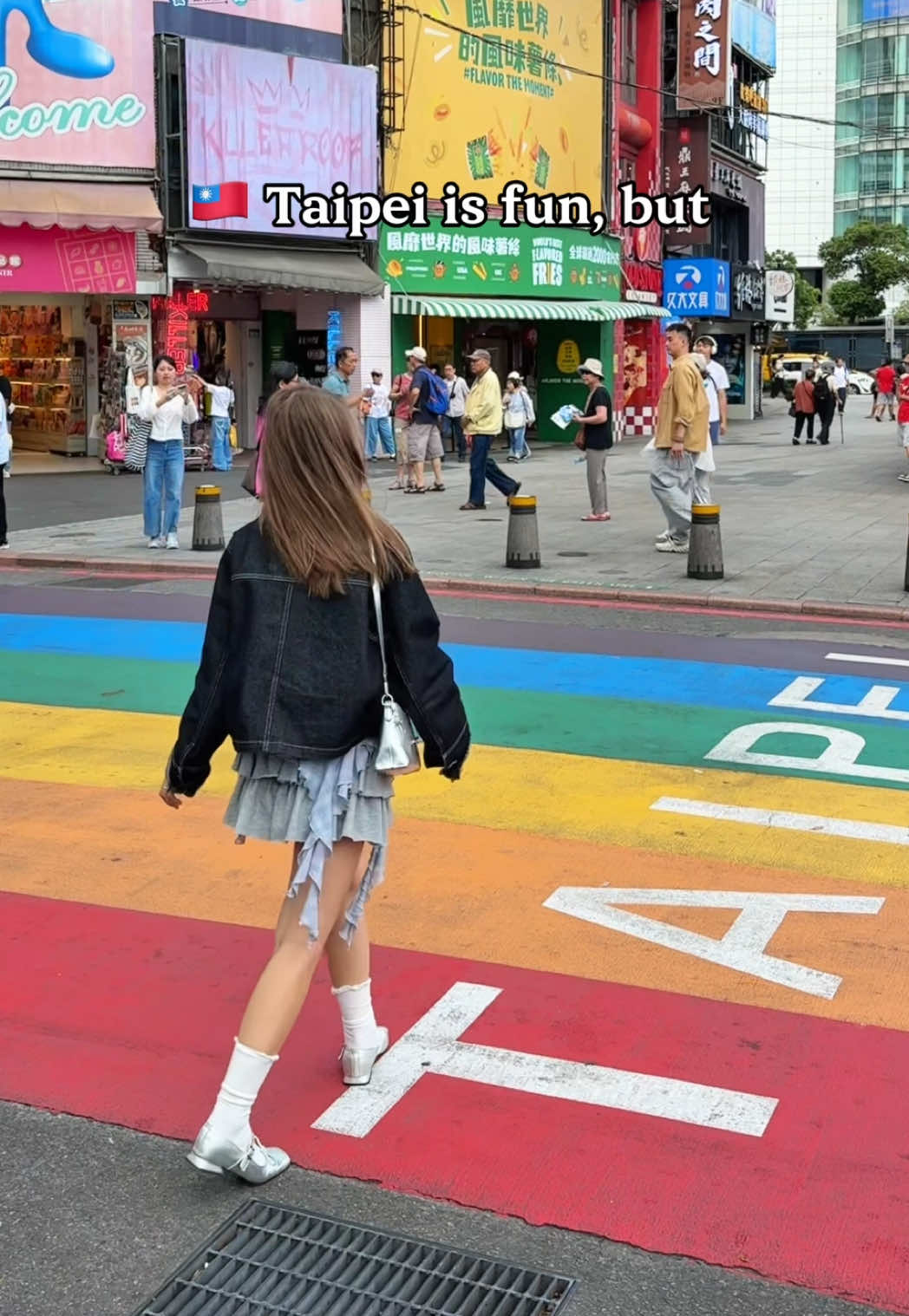 @adele.travels