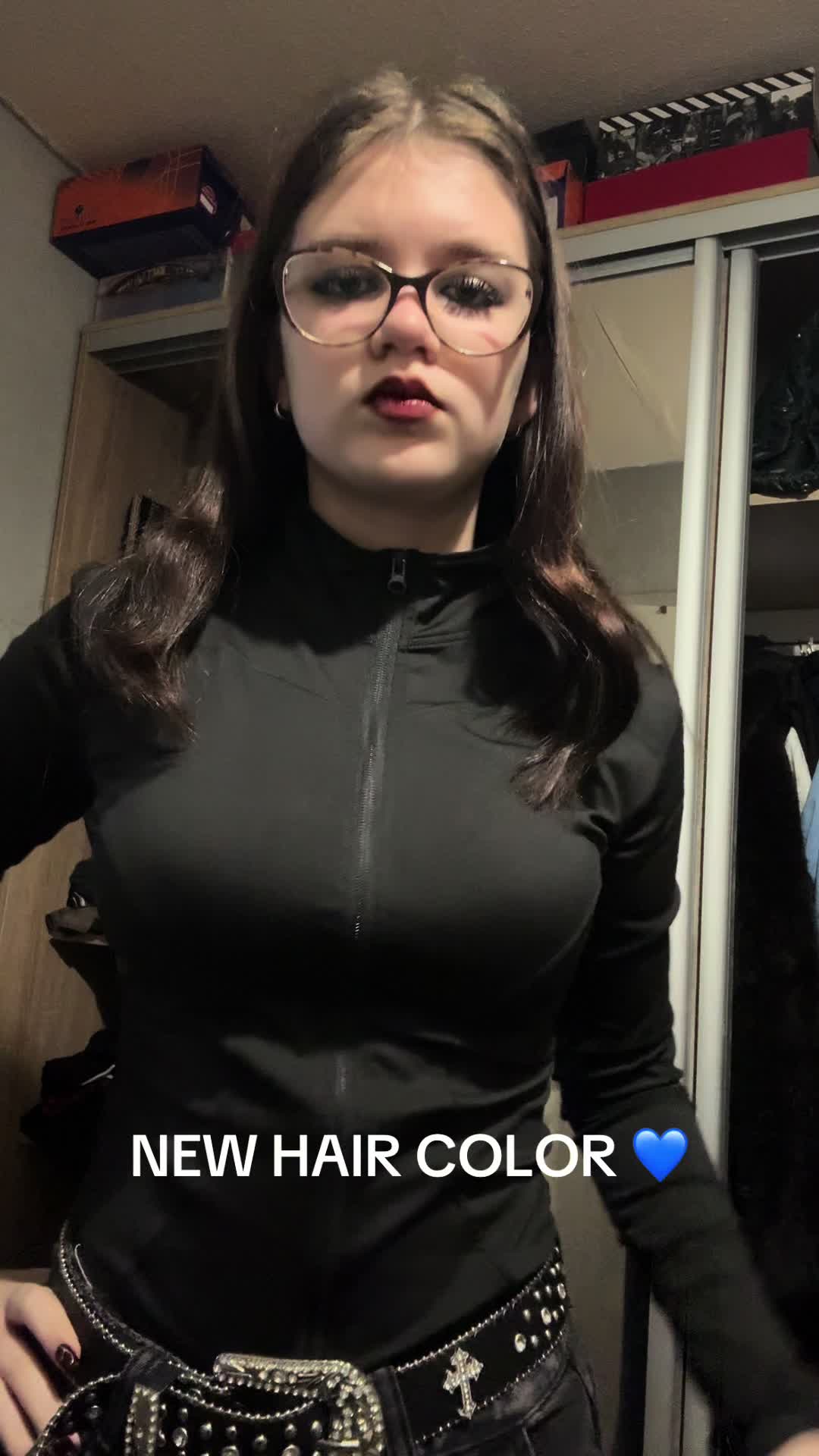 @молли
