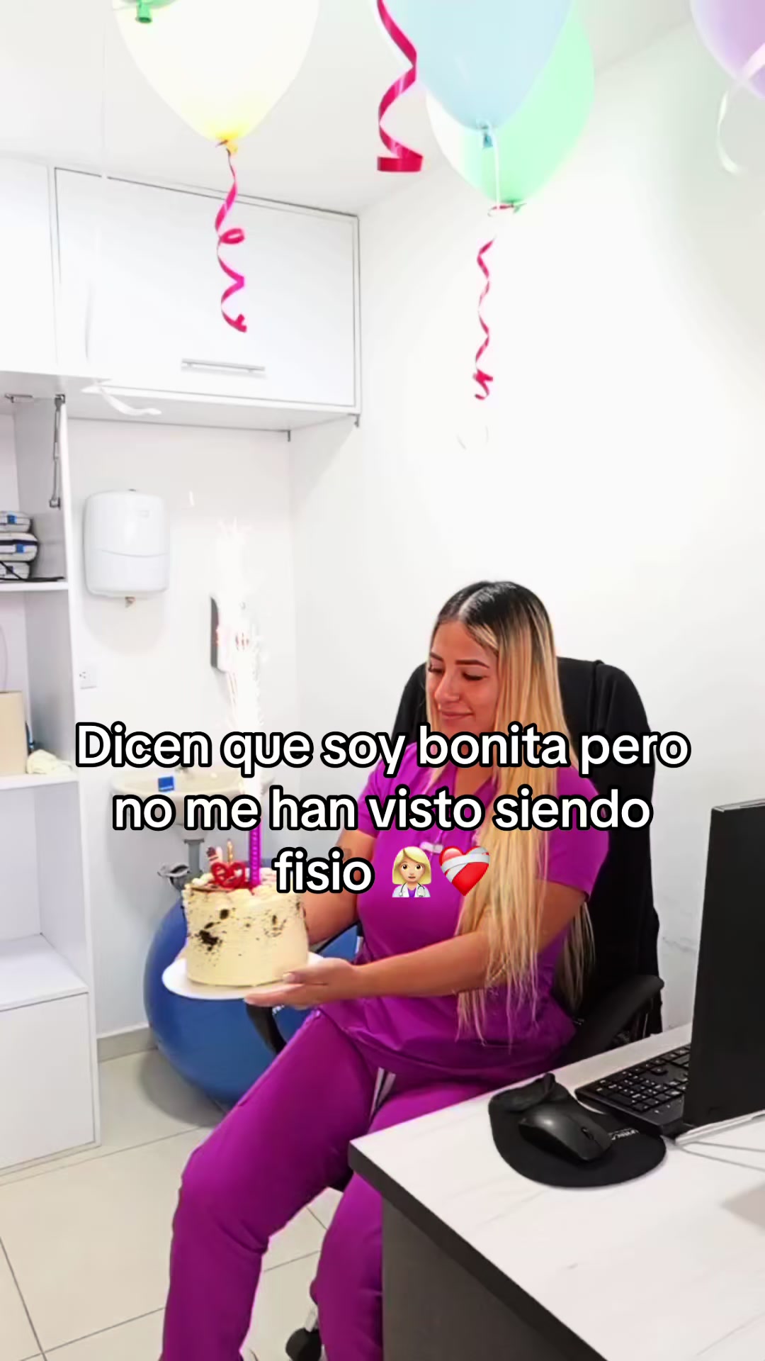 @🐼