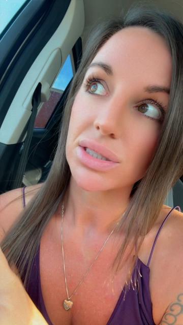 @🐊Ash🌷