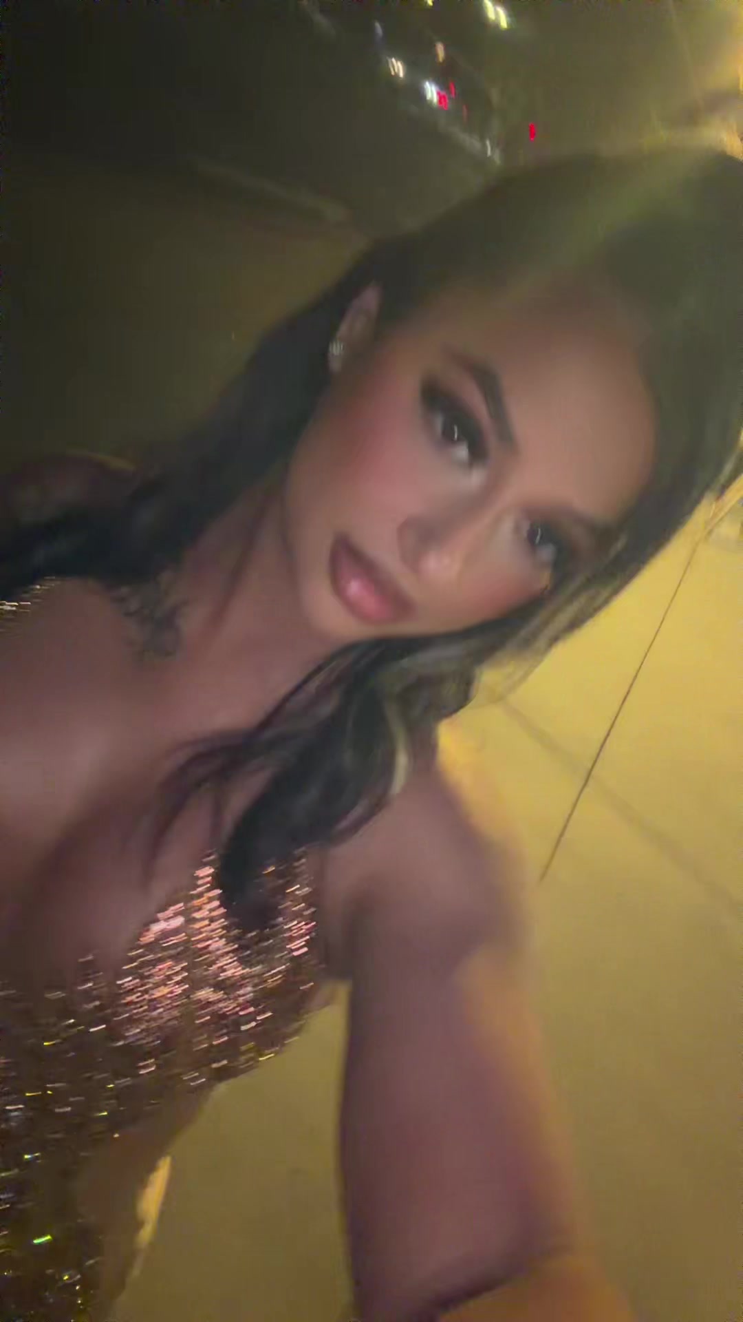 @Melymel96