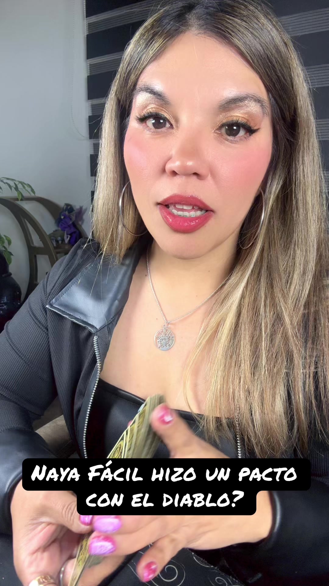@reinadetarot