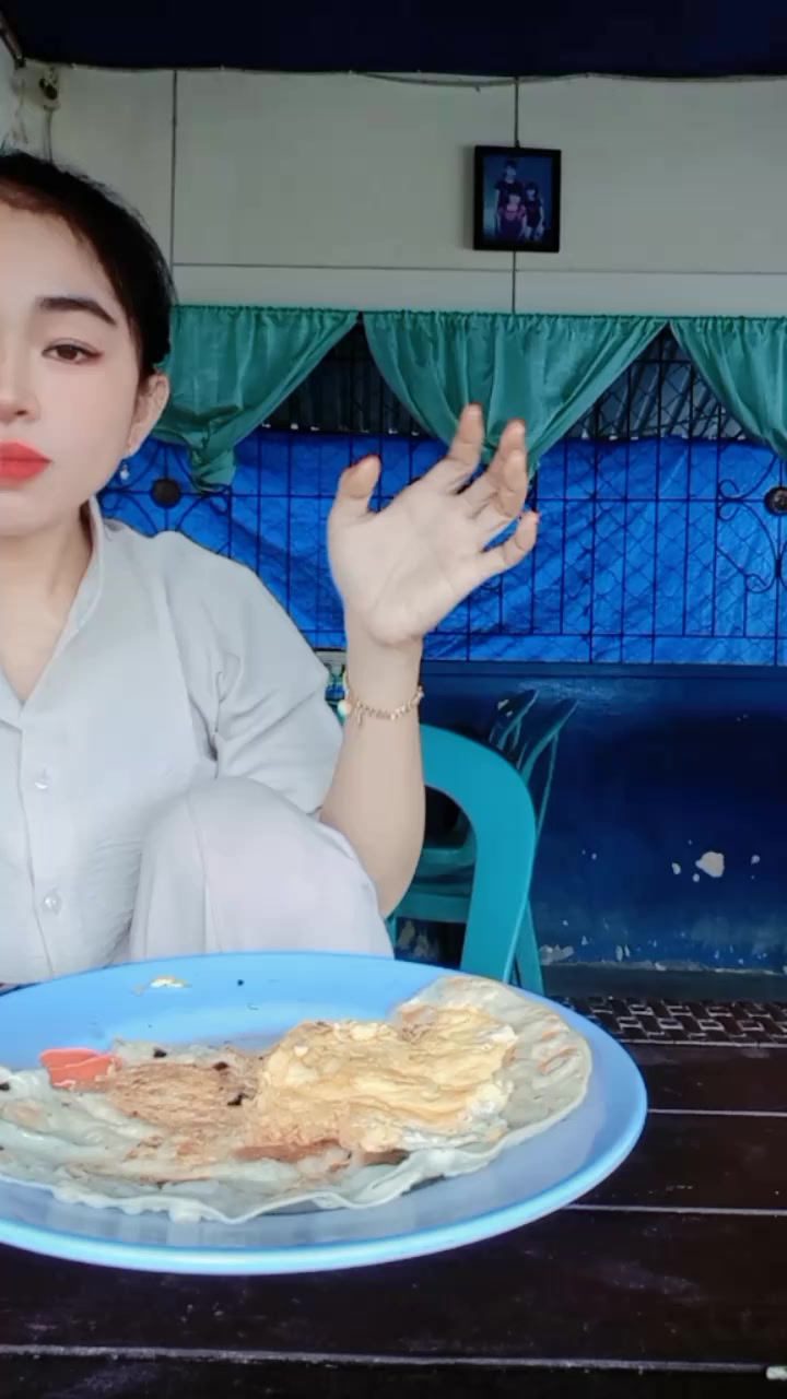 @DUJ