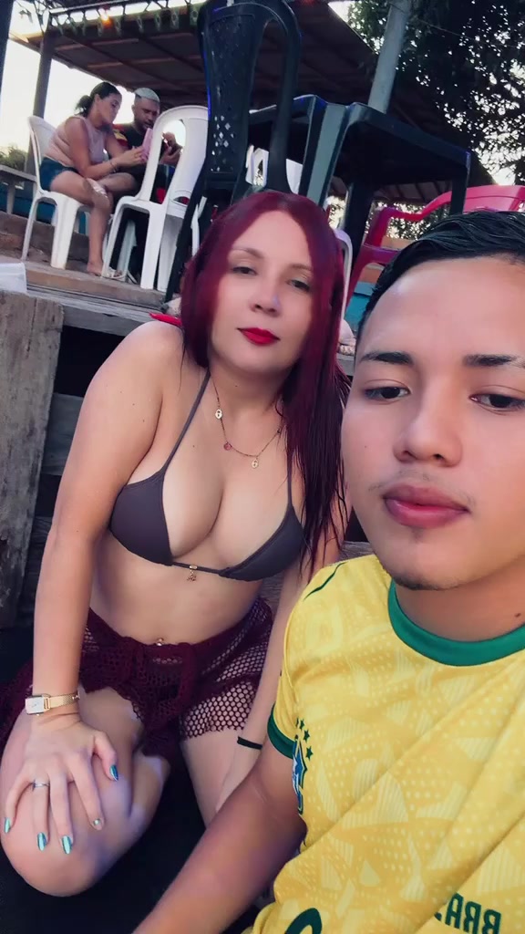 @Aline Marques YouTuber
