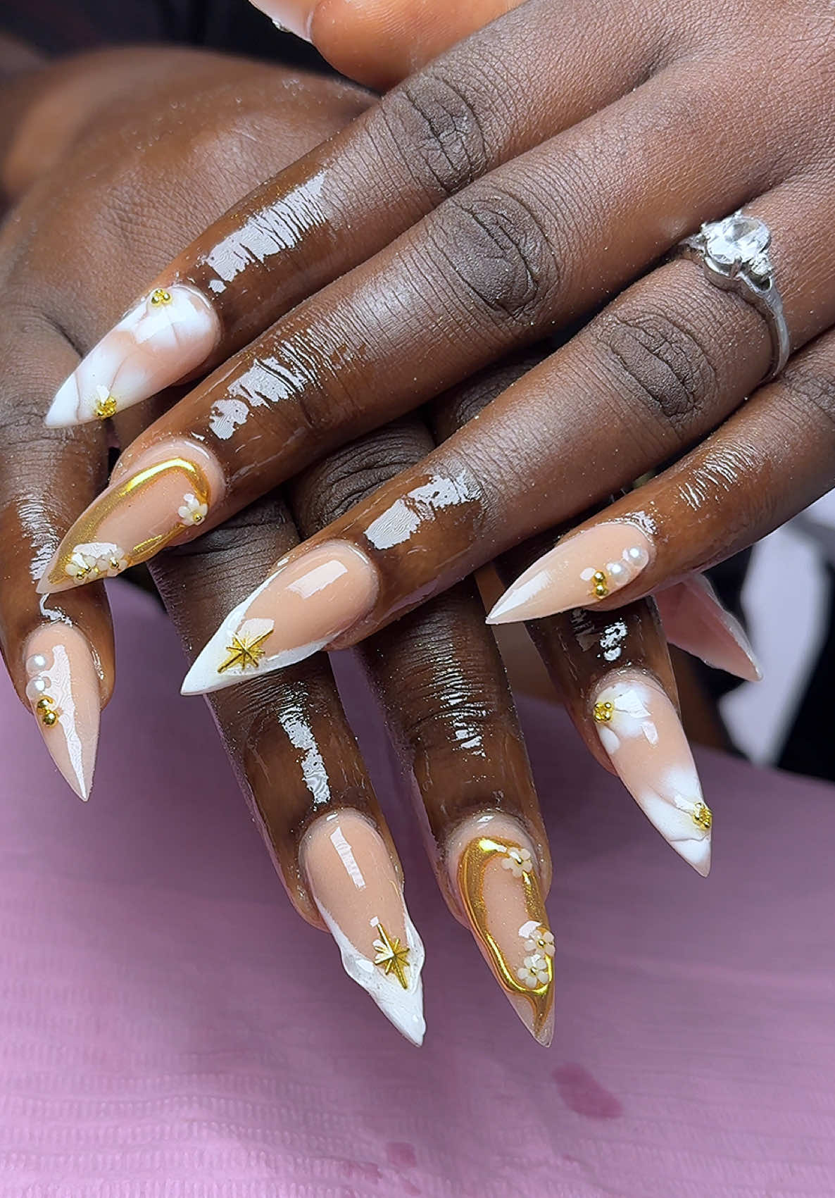 @Angela’s beauty salon & Nails