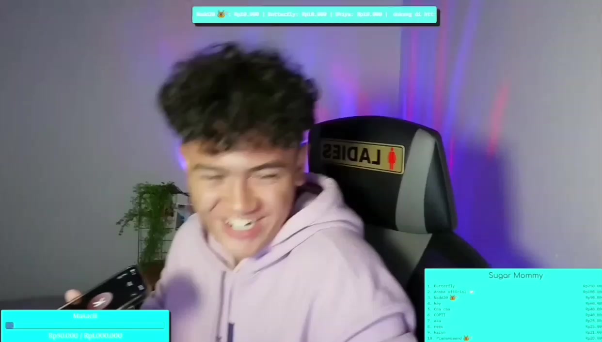 @nela