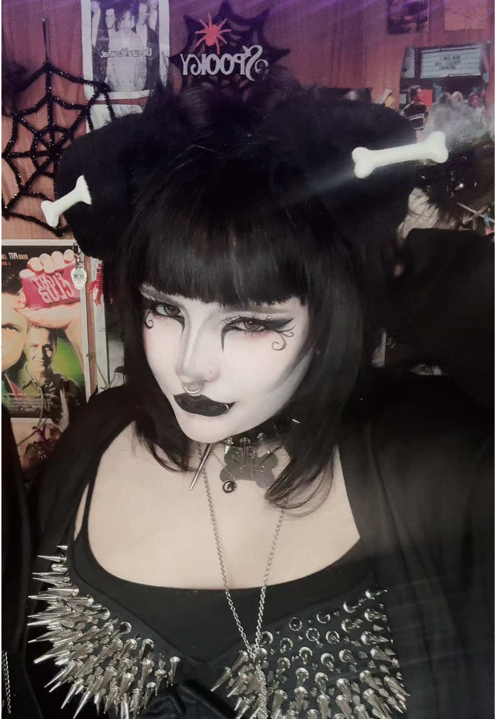 @𝐁𝐞𝐥𝐥𝐬 ;𝟑 🐾
