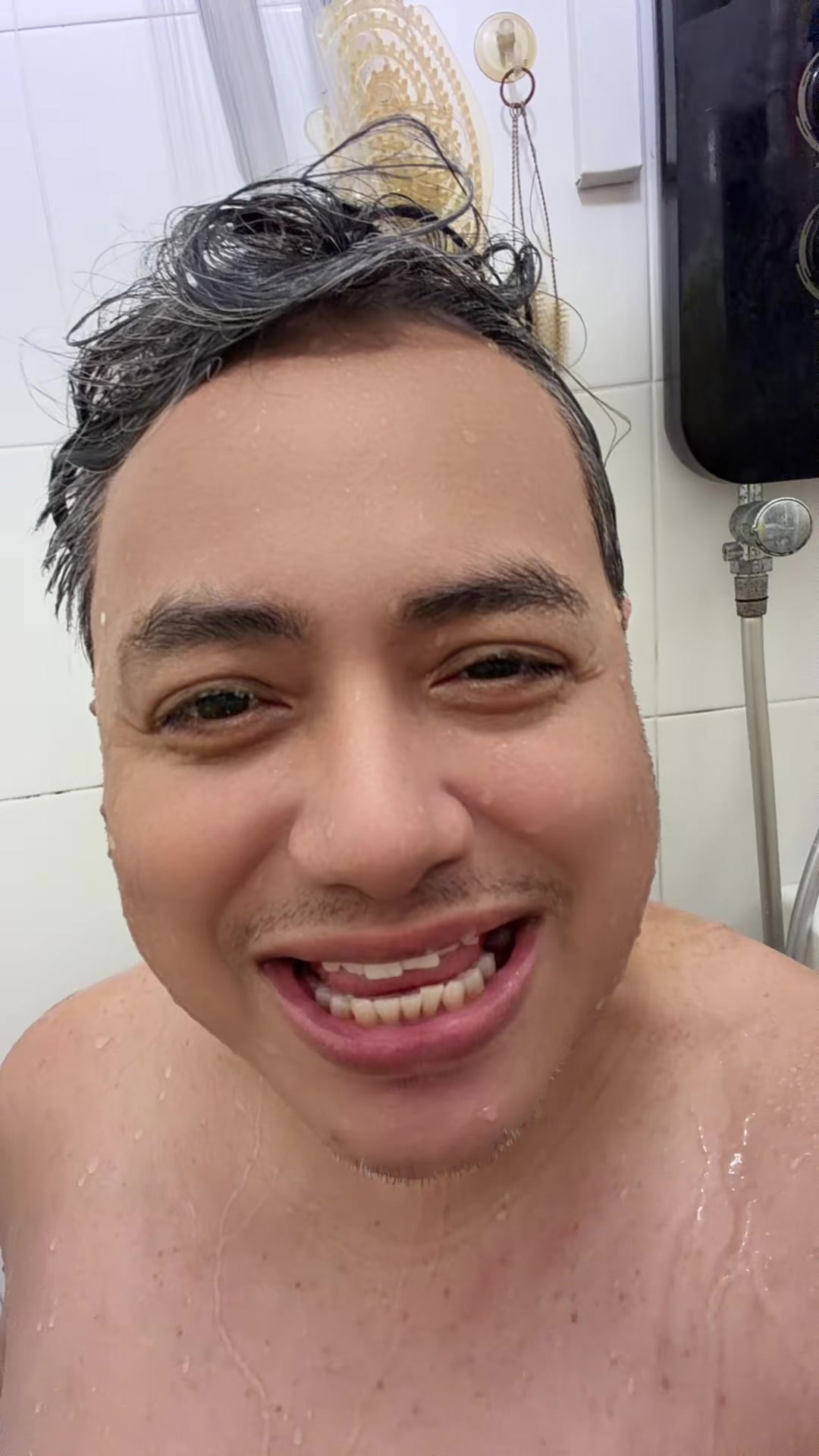 @iamDeEnormouS 🇸🇬