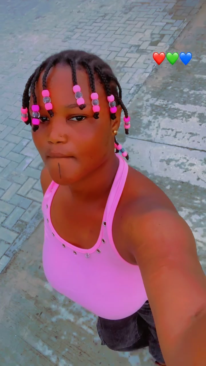 @Anikeade💕💕🥹