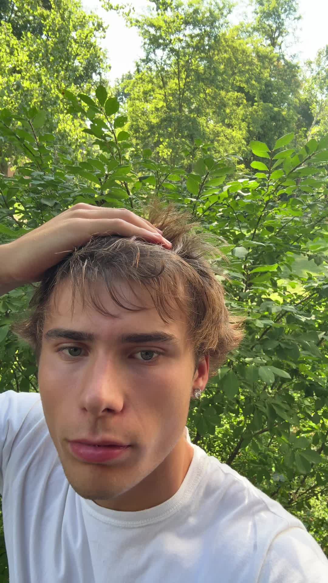 @whitesurfboy