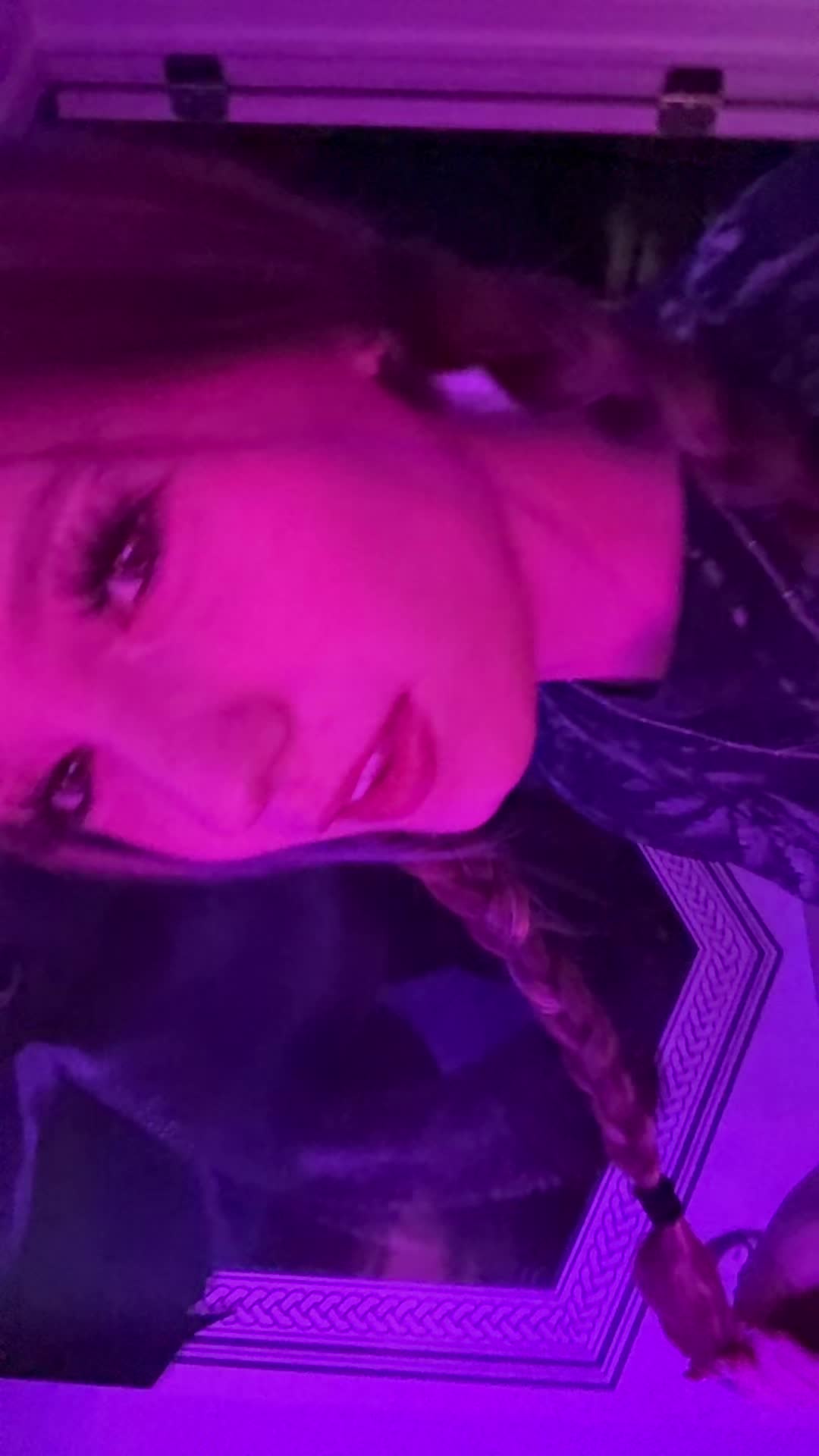 @its_ella__here 🦒