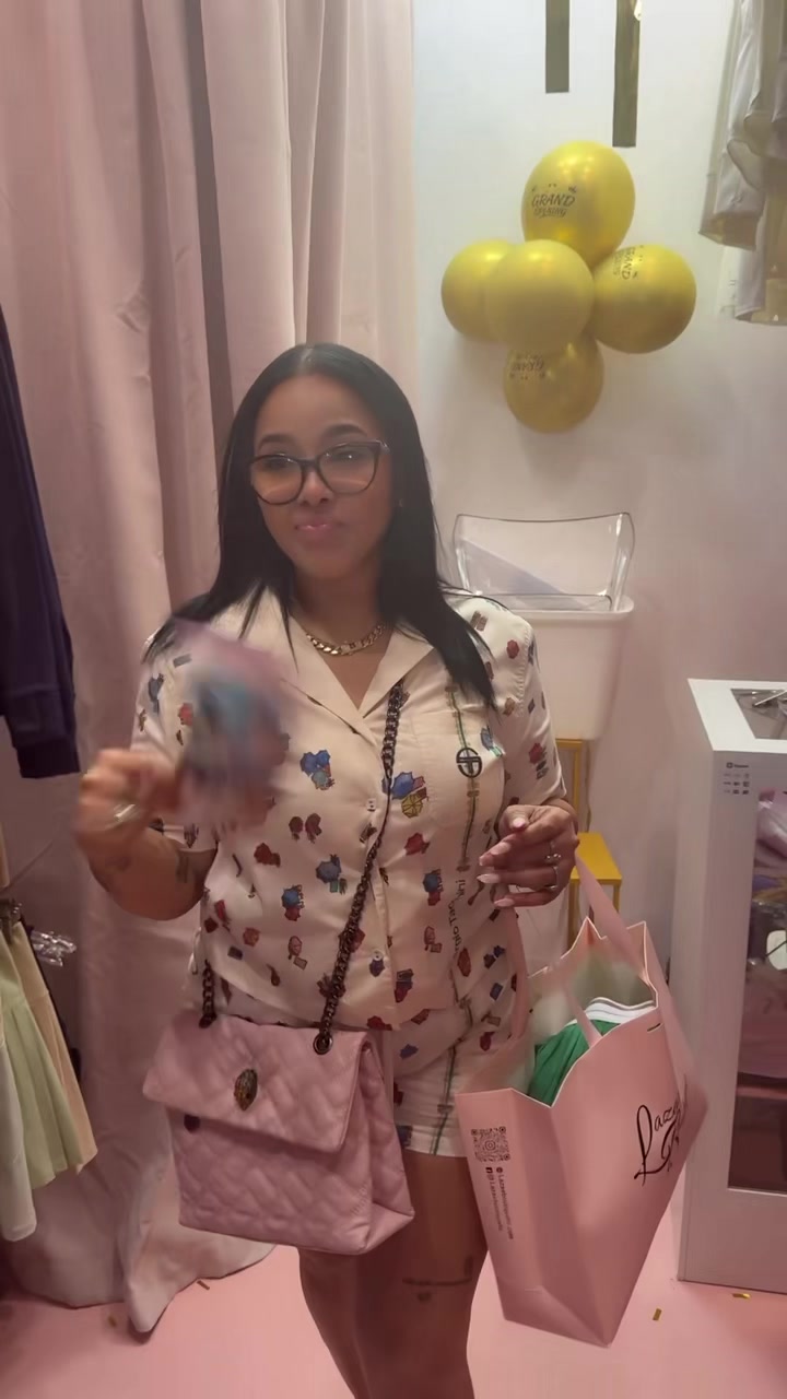 @Queenlazae