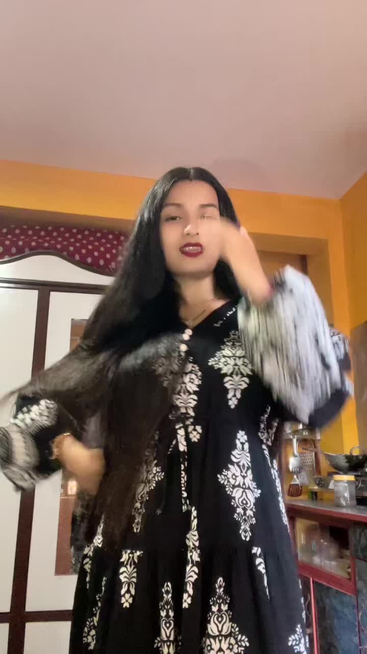 @Ayushu🤪