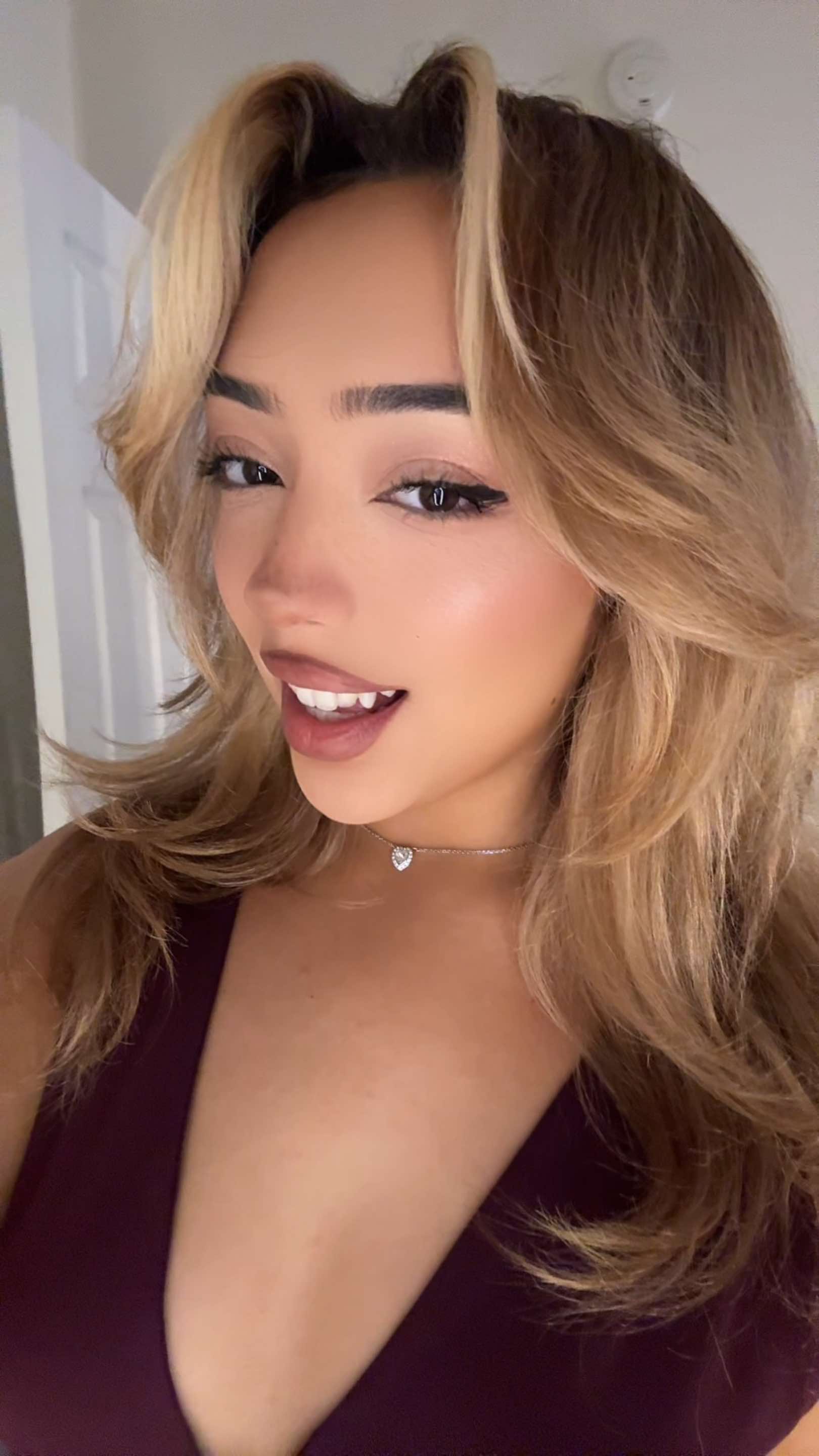 @️
