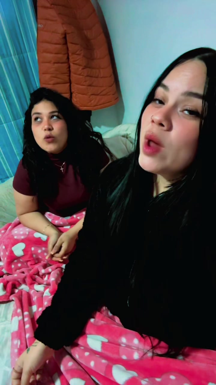 @Glorii 💜🌻