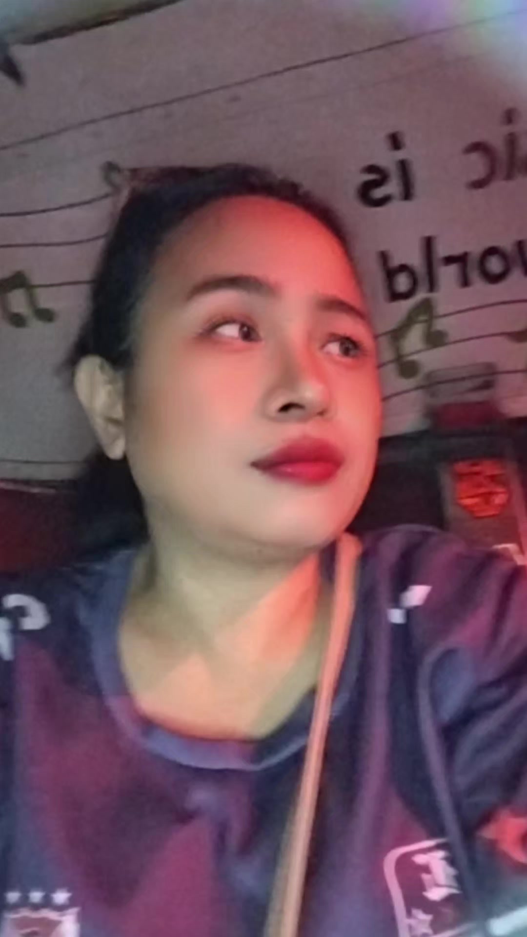 @Hyper_elmz