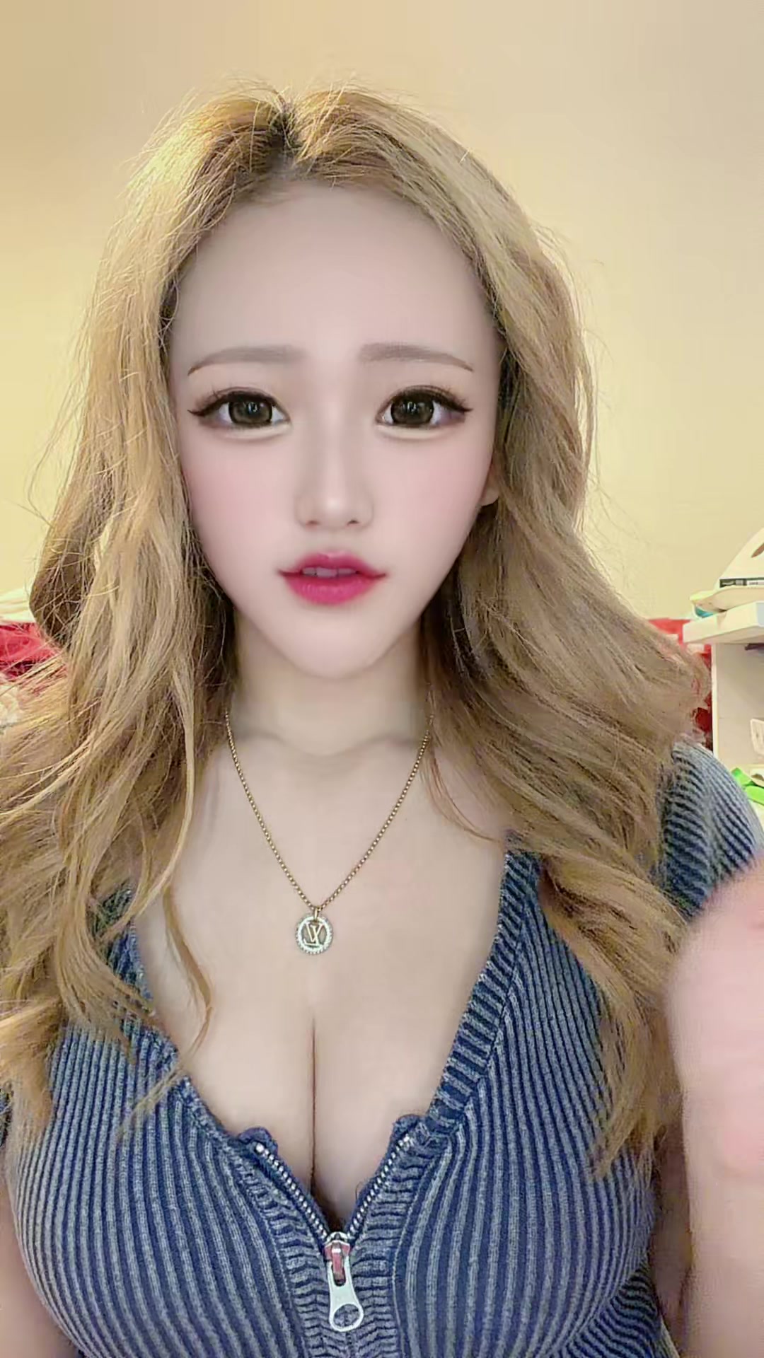 @𝓡𝓸𝓵𝓪𝓷👠🎉