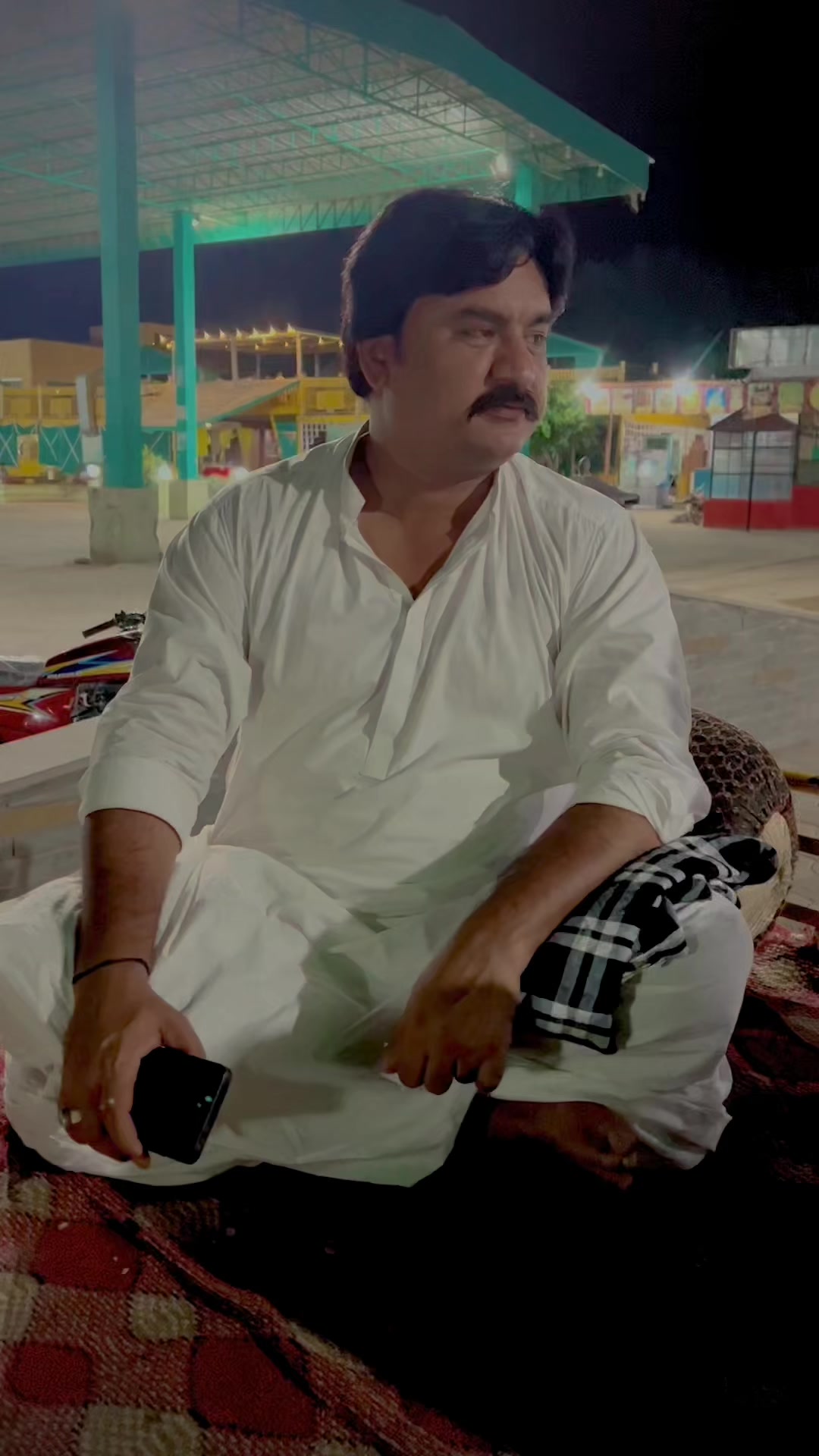 @DM بلوچ
