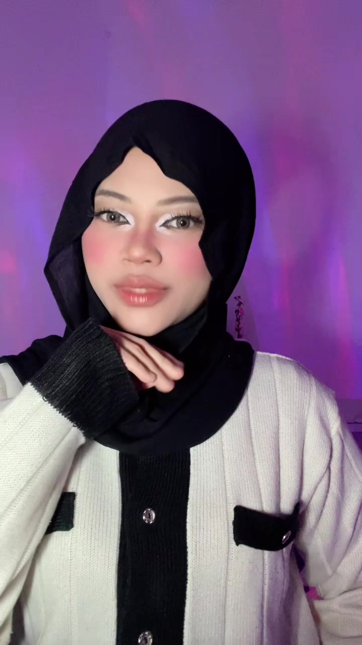 @heeyrenaa