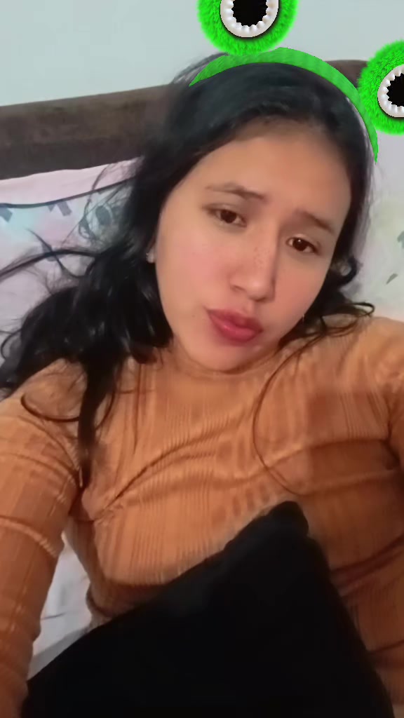 @yamile