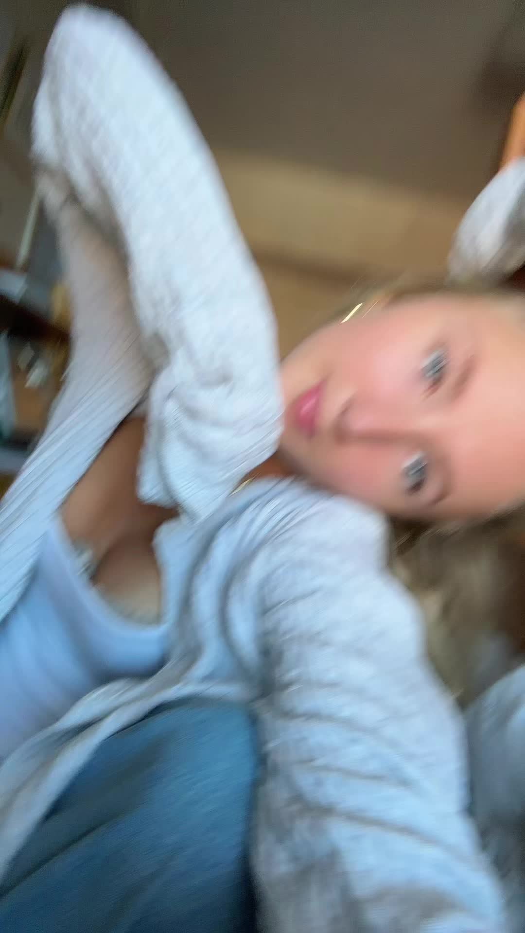 @Anya Pucci