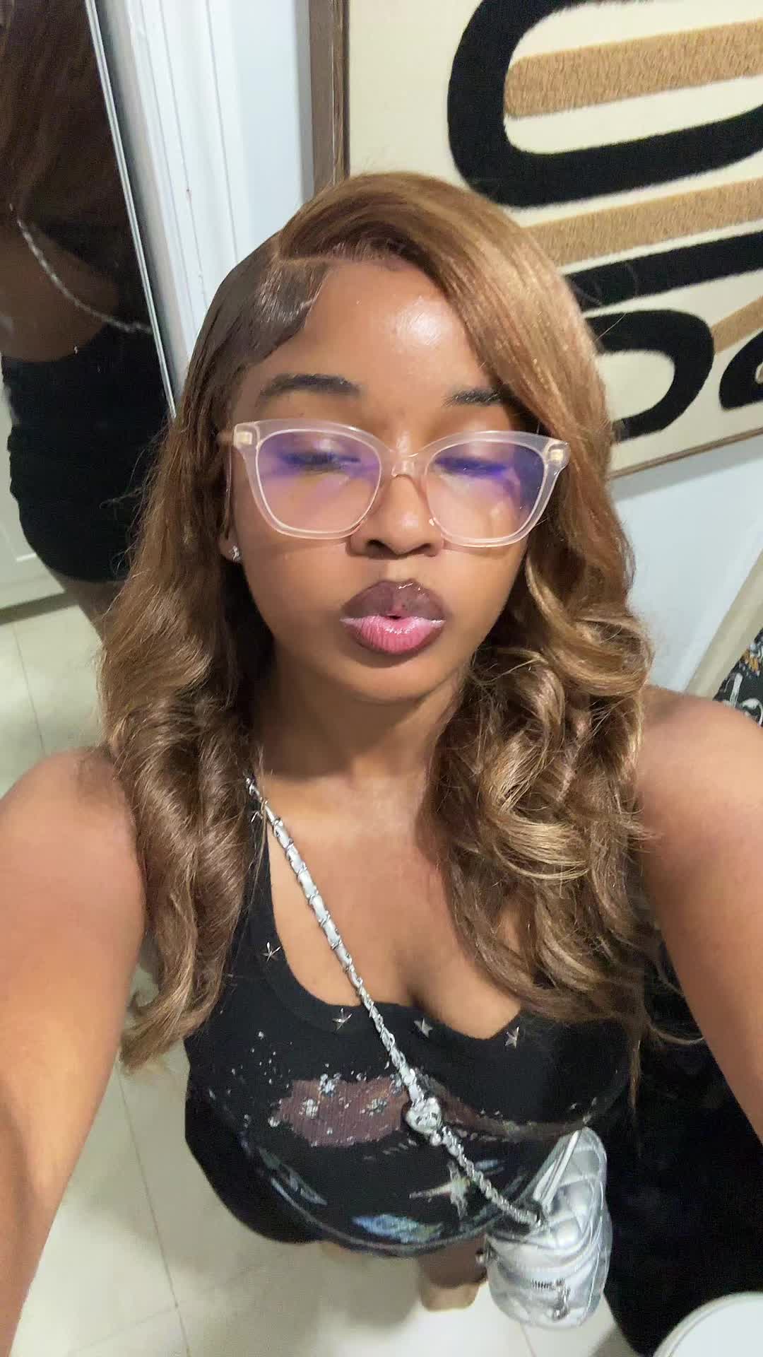 @vernelldra 🩰