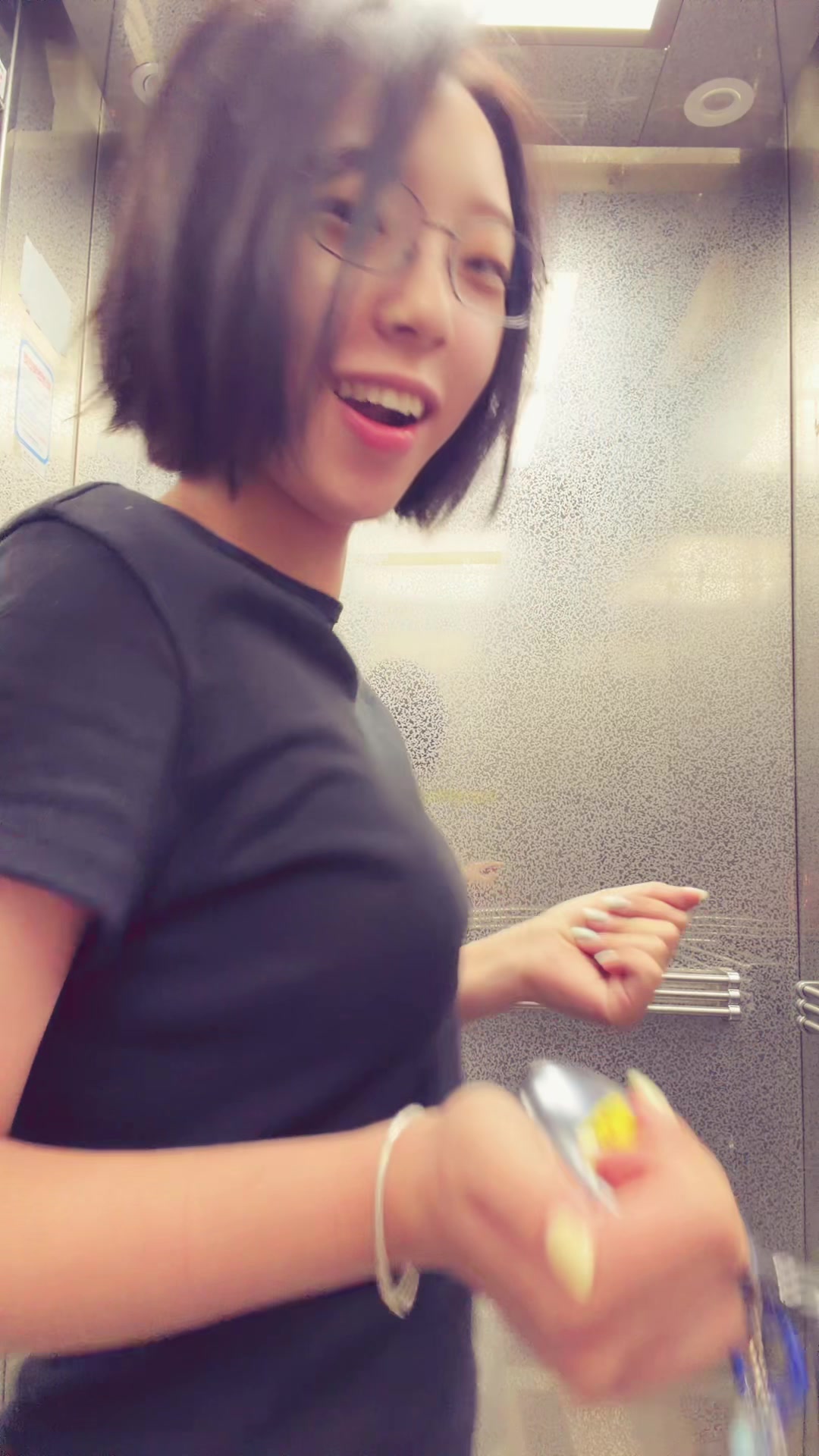 @지우